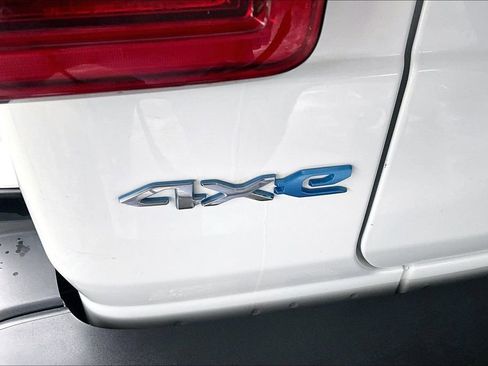 Used 2022 Jeep Wrangler Unlimited Sahara 4xe image 24