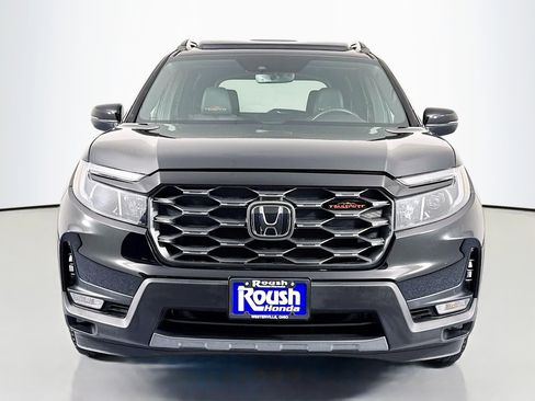 Certified 2023 Honda Passport TrailSport image 2