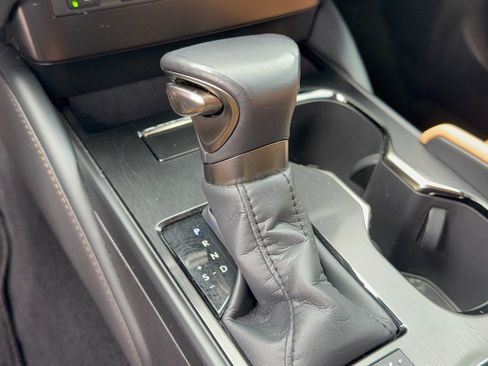 Used 2023 Lexus ES 300h w/ Premium Package FWD image 21
