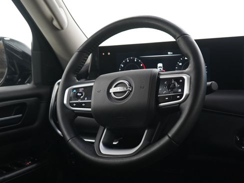 Used 2025 Nissan Armada SV AWD/4WD image 15