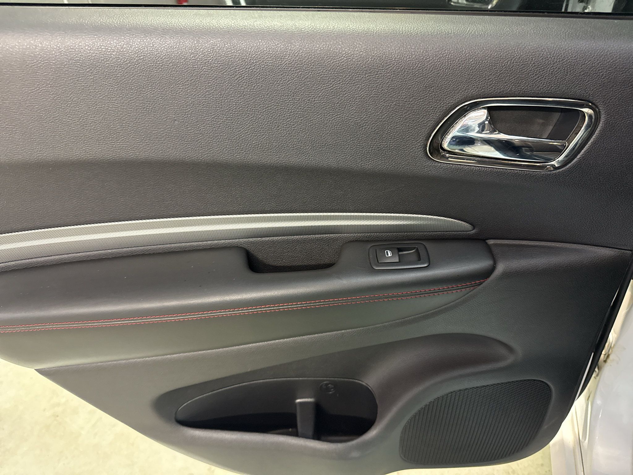 Used 2018 Dodge Durango GT AWD/4WD image 25