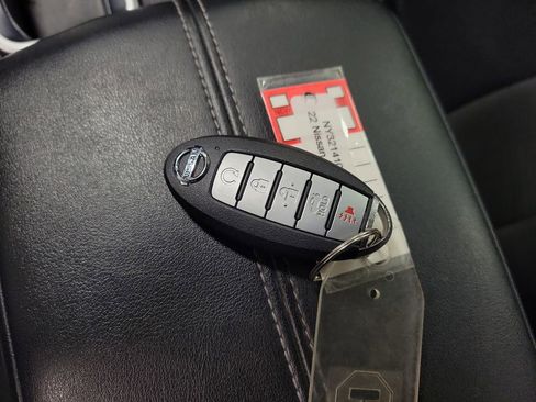 Used 2022 Nissan Sentra SV w/ Trunk Package image 15