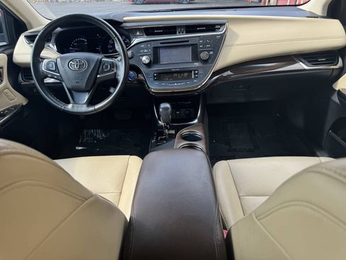 Used 2013 Toyota Avalon XLE Touring FWD image 27