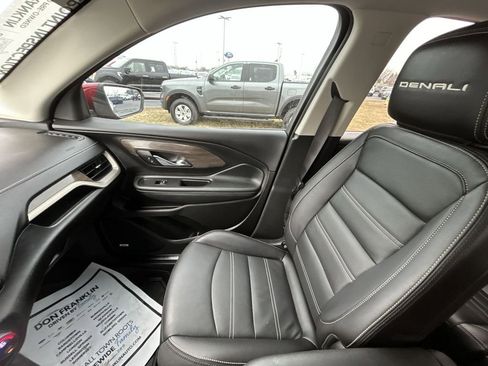 Used 2024 GMC Terrain Denali image 13