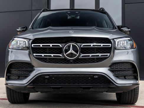 Used 2023 Mercedes-Benz GLS 450 4MATIC image 4
