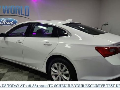 Used 2024 Chevrolet Malibu LT image 5