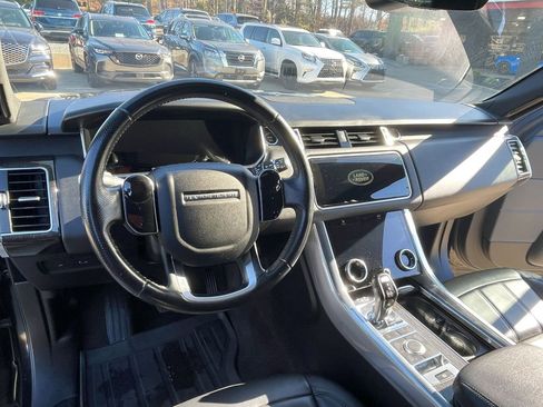 Used 2019 Land Rover Range Rover Sport SE image 11