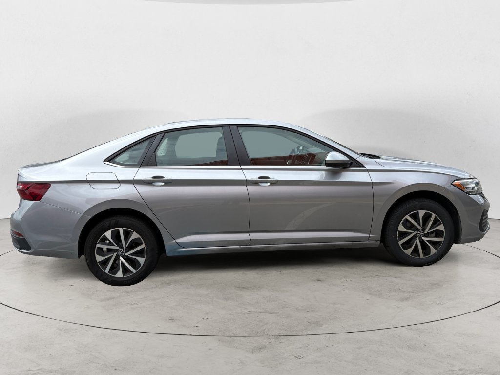 Used 2024 Volkswagen Jetta S FWD image 2