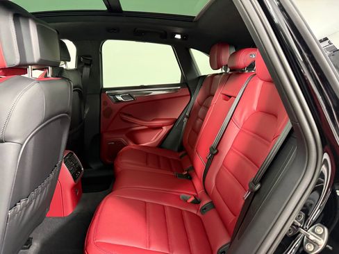 New 2026 Porsche Macan GTS image 15