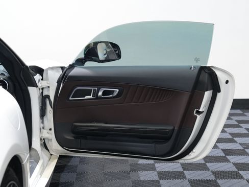 Used 2017 Mercedes-Benz AMG GT Coupe image 25