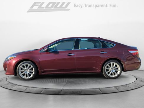 Used 2013 Toyota Avalon Limited FWD image 5