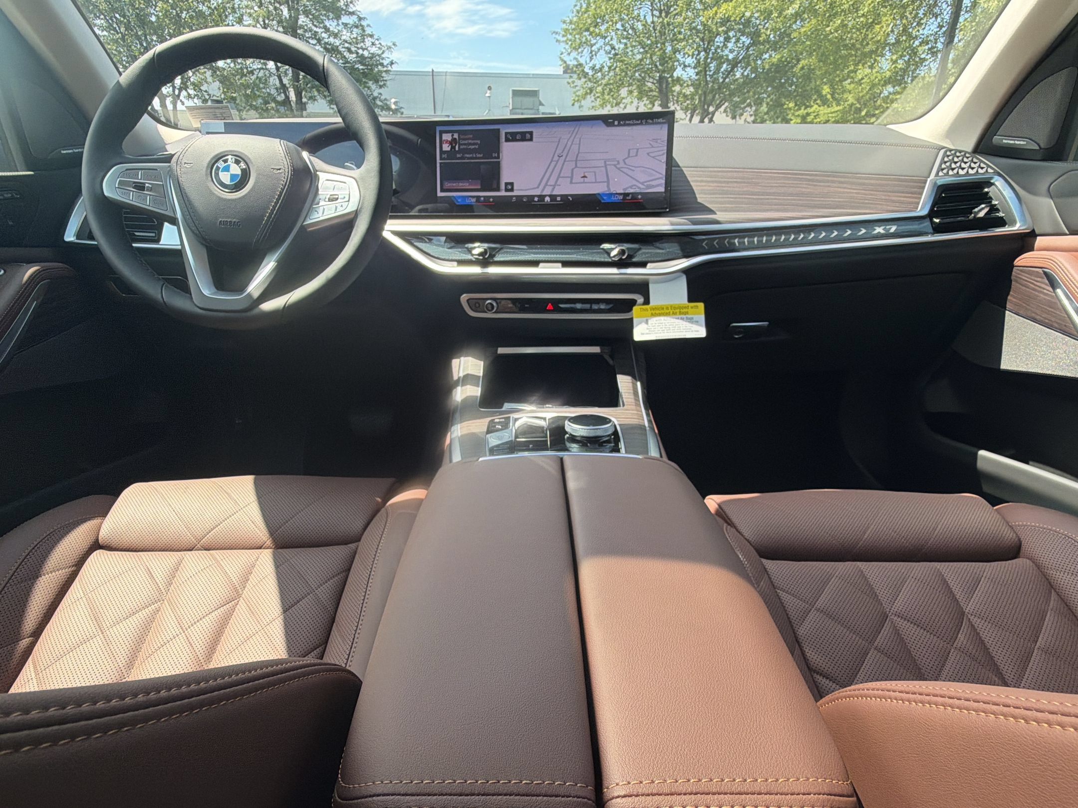 Used 2027 BMW X7 xDrive40i AWD/4WD image 16
