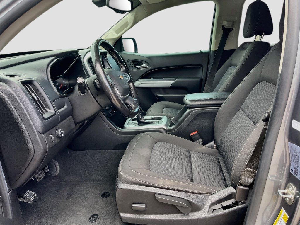 Used 2021 Chevrolet Colorado LT w/ LT Convenience Package RWD image 21