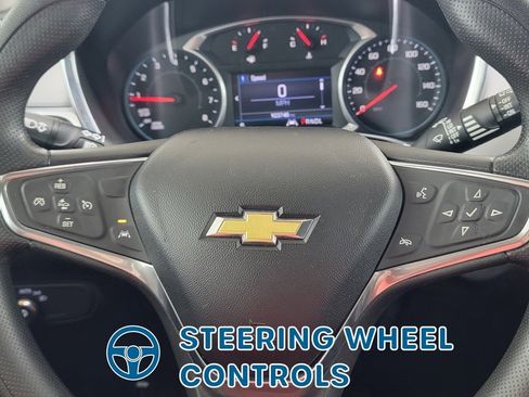 Used 2020 Chevrolet Equinox LT image 19