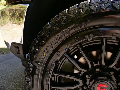 Used 2024 Chevrolet Silverado 3500 LTZ w/ LTZ Plus Package image 52