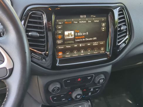 Certified 2018 Jeep Compass Limited w/ Navigation Group AWD/4WD image 27