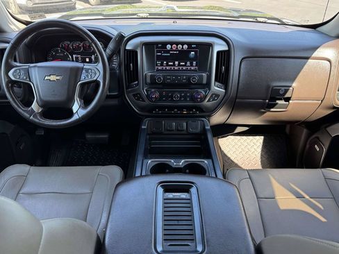Used 2017 Chevrolet Silverado 1500 LTZ Z71 w/ LTZ Plus Package AWD/4WD image 3