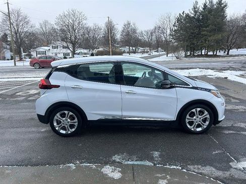 Certified 2018 Chevrolet Bolt LT image 7