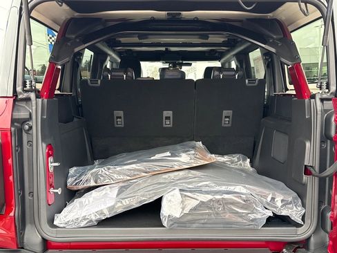 New 2025 Ford Bronco Raptor image 7