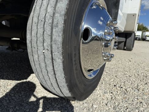 Used 2017 Ford F550 2WD Regular Cab Super Duty w/ Snow Plow Prep Package image 8