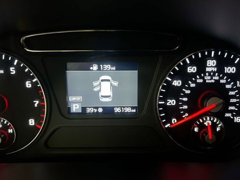Used 2019 Kia Sorento FWD image 13