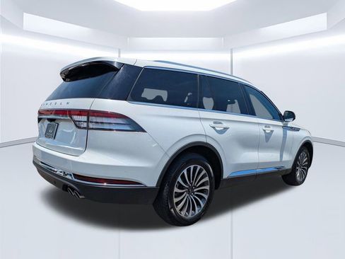 Used 2023 Lincoln Aviator Reserve image 4