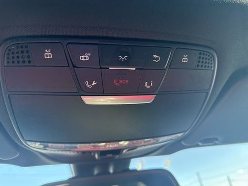 Used 2018 Mercedes-Benz GLC 300 GLC 300 image 27