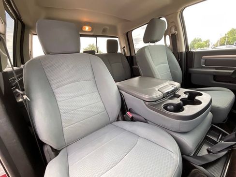 Used 2013 RAM 1500 Classic SLT w/ Premium Display Pkg AWD/4WD image 18