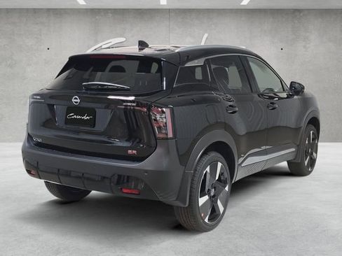 New 2026 Nissan Kicks SR FWD image 16