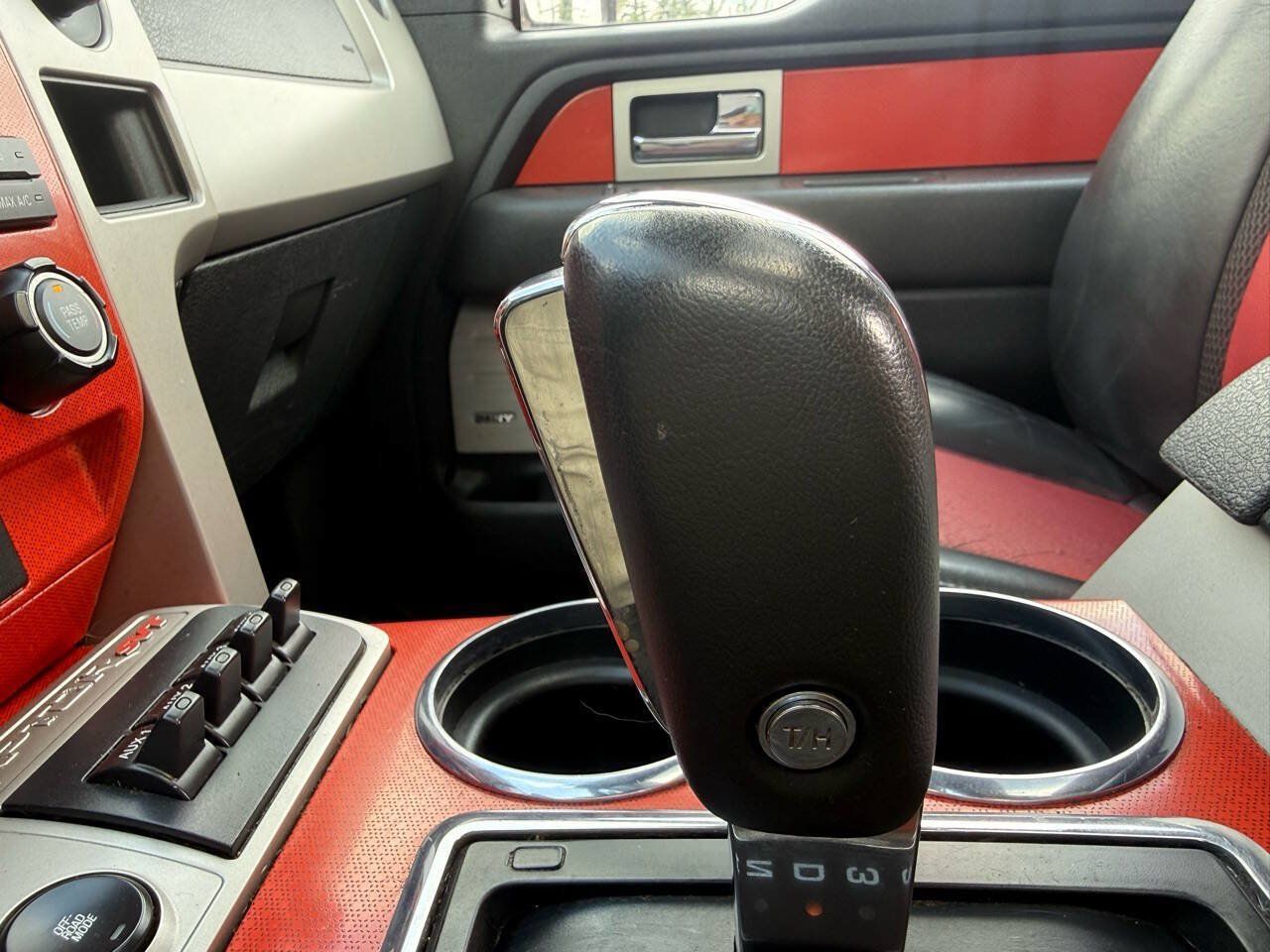 Used 2010 Ford F150 Raptor AWD/4WD image 19