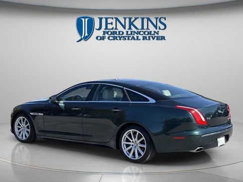 Used 2012 Jaguar XJ image 11