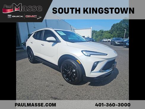 Used 2024 Buick Encore GX Sport Touring w/ Experience Buick Package AWD/4WD image 3