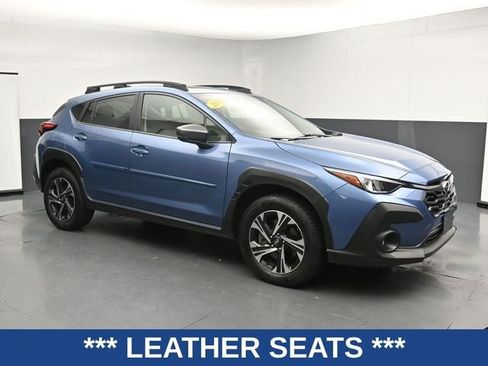 Used 2024 Subaru Crosstrek 2.0i Premium AWD/4WD image 2