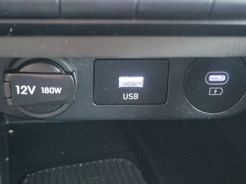 Certified 2025 Hyundai Elantra Sport FWD image 15