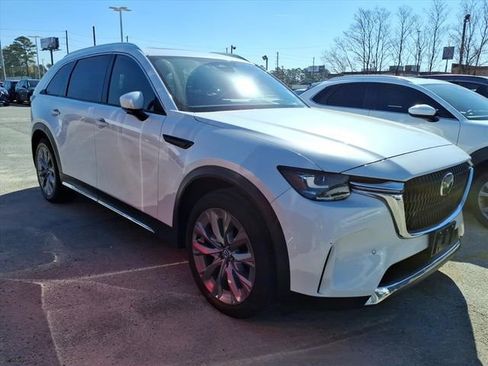 Certified 2024 MAZDA CX-90 3.3 Turbo w/ Premium Plus Pkg image 4