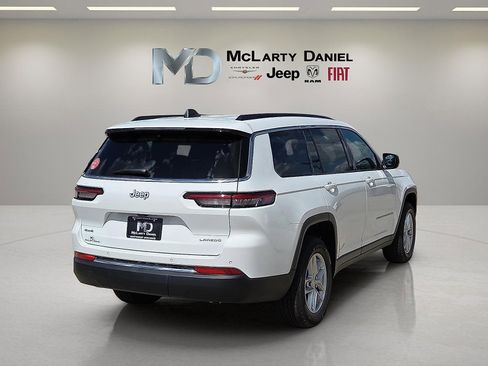 New 2025 Jeep Grand Cherokee L Laredo w/ Luxury Tech Group I image 5