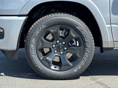 New 2026 RAM 1500 4x4 Crew Cab image 24