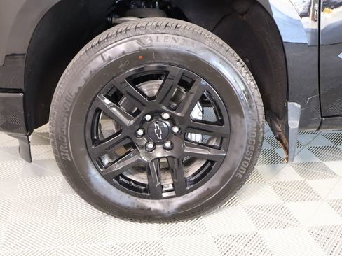 Used 2024 Chevrolet Silverado 1500 Custom image 16