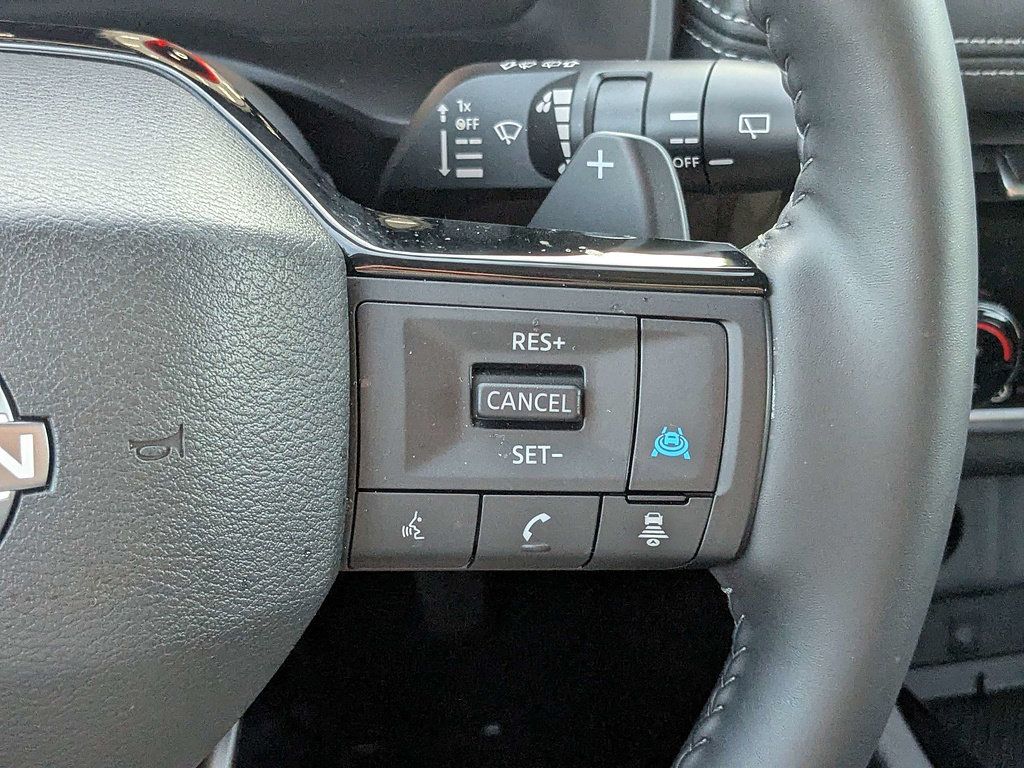 Used 2025 Nissan Rogue SL w/ SL Premium Package AWD/4WD image 30