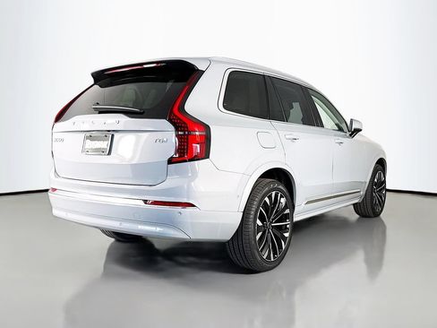 Certified 2026 Volvo XC90 T8 Ultra w/ Protection Package Premier AWD/4WD image 7
