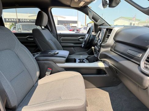 Used 2022 RAM 1500 Big Horn AWD/4WD image 42
