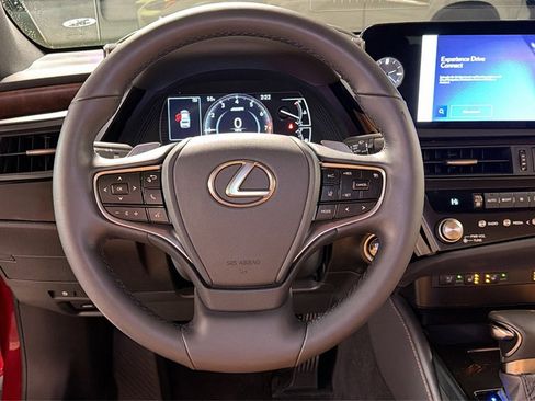 Certified 2024 Lexus ES 350 w/ Premium Package image 18