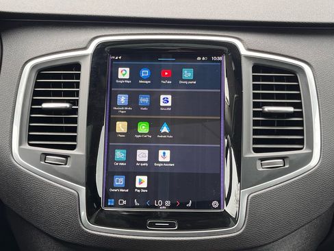 Used 2023 Volvo XC90 T8 Core image 19