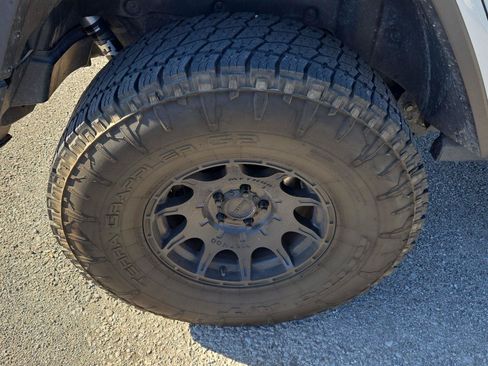Used 2018 Jeep Wrangler Unlimited Rubicon AWD/4WD image 10
