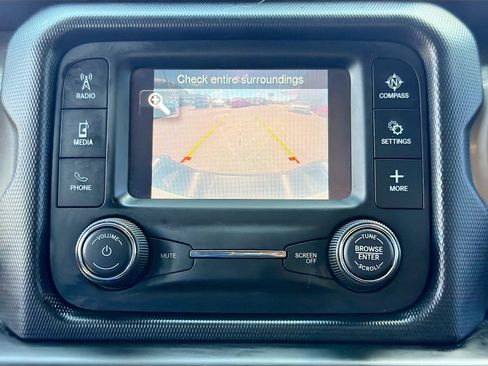 Used 2020 Jeep Gladiator Sport w/ Quick Order Package 24S AWD/4WD image 32