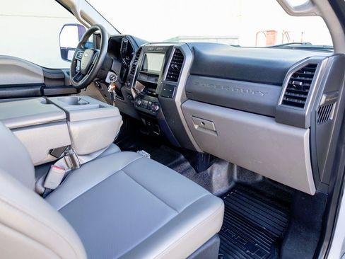 Used 2017 Ford F350 XL image 14