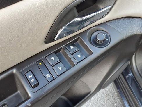 Used 2015 Chevrolet Cruze LS image 12