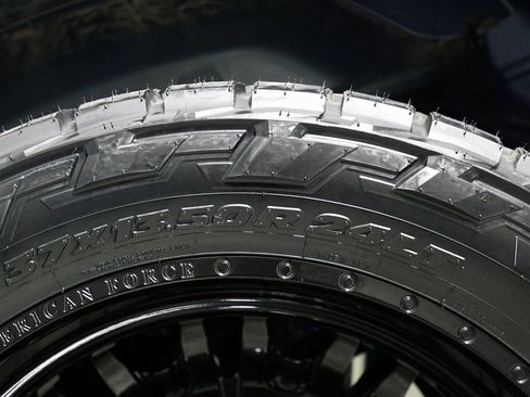 Used 2025 GMC Sierra 3500 Denali Ultimate image 48