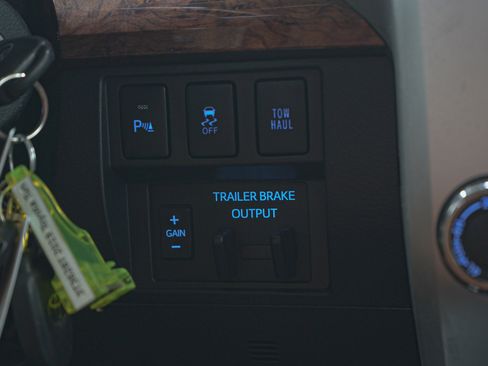 Used 2019 Toyota Tundra 1794 Edition image 19