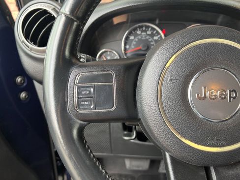 Used 2013 Jeep Wrangler Sport image 9